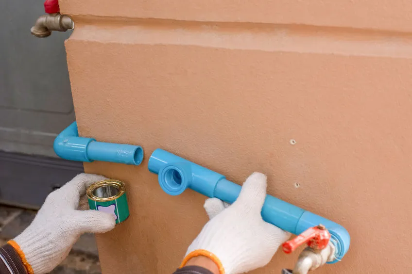 ways-to-find-hidden-water-leaks ways-to-find-hidden-water-leaks