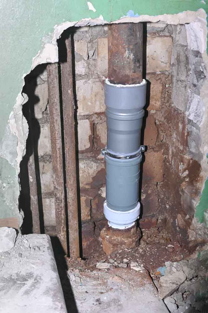 Leaking sewer pipe Staunton, VA